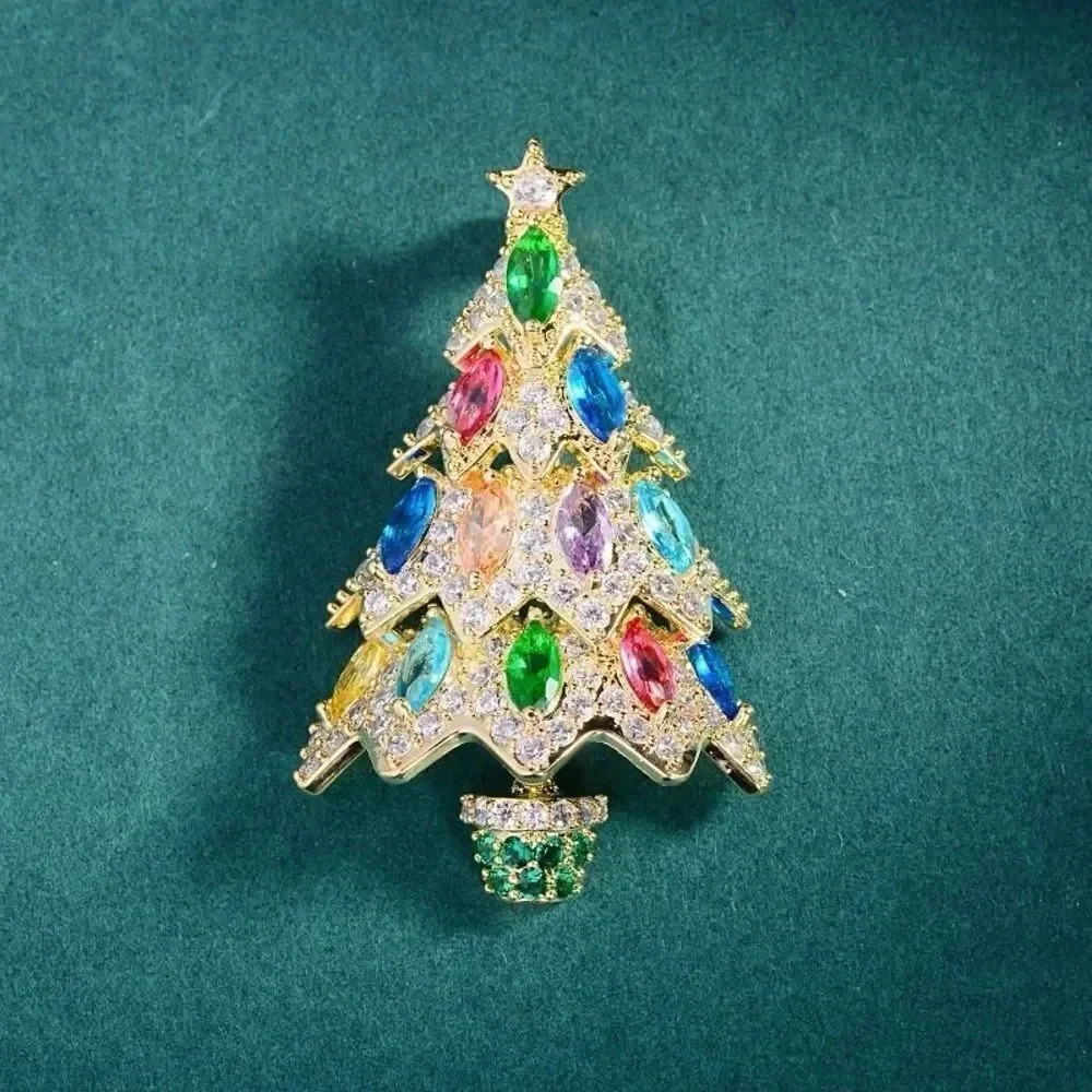 VQ Christmas Tree 🎄  Brooch - Picture 2 of 6